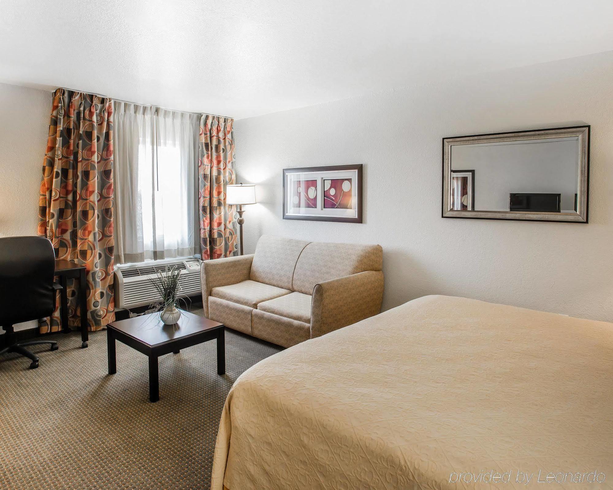 Quality Inn & Suites Denver International Airport Екстер'єр фото